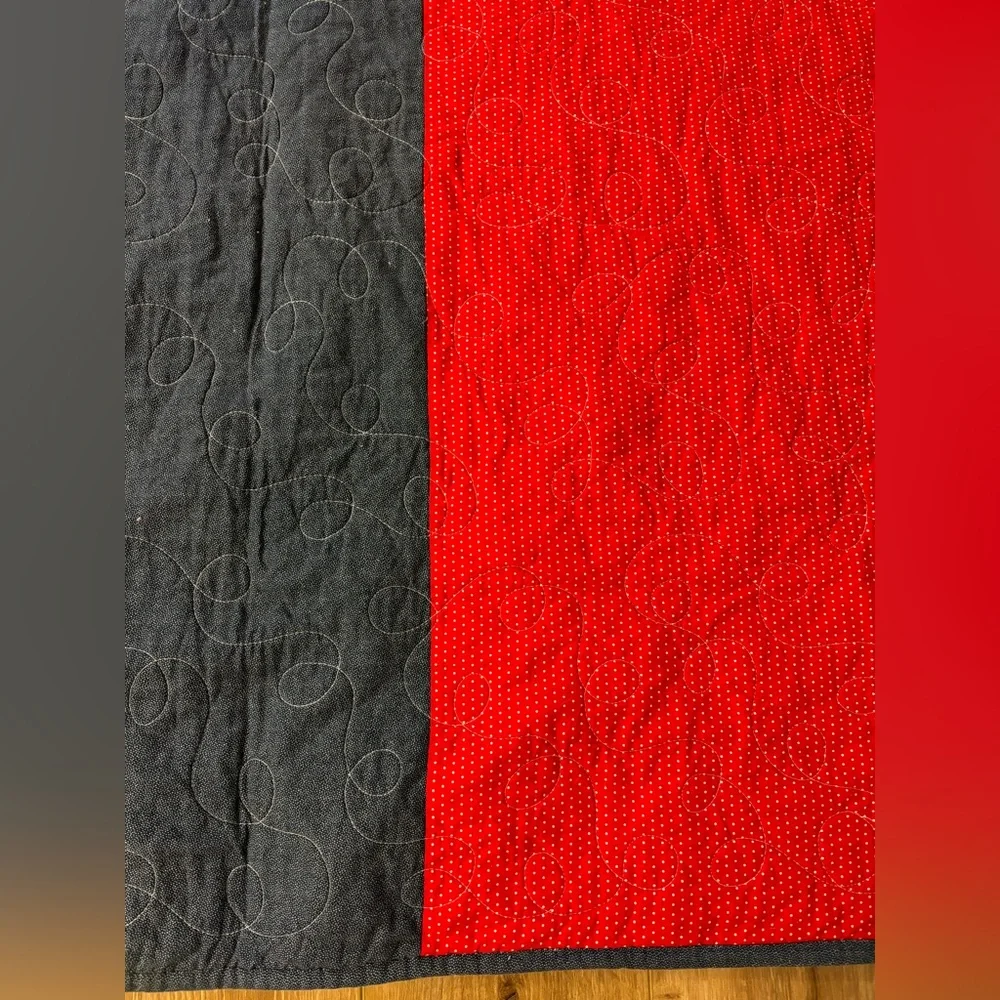 Handmade patchwork quilt - Picture 5 of 6